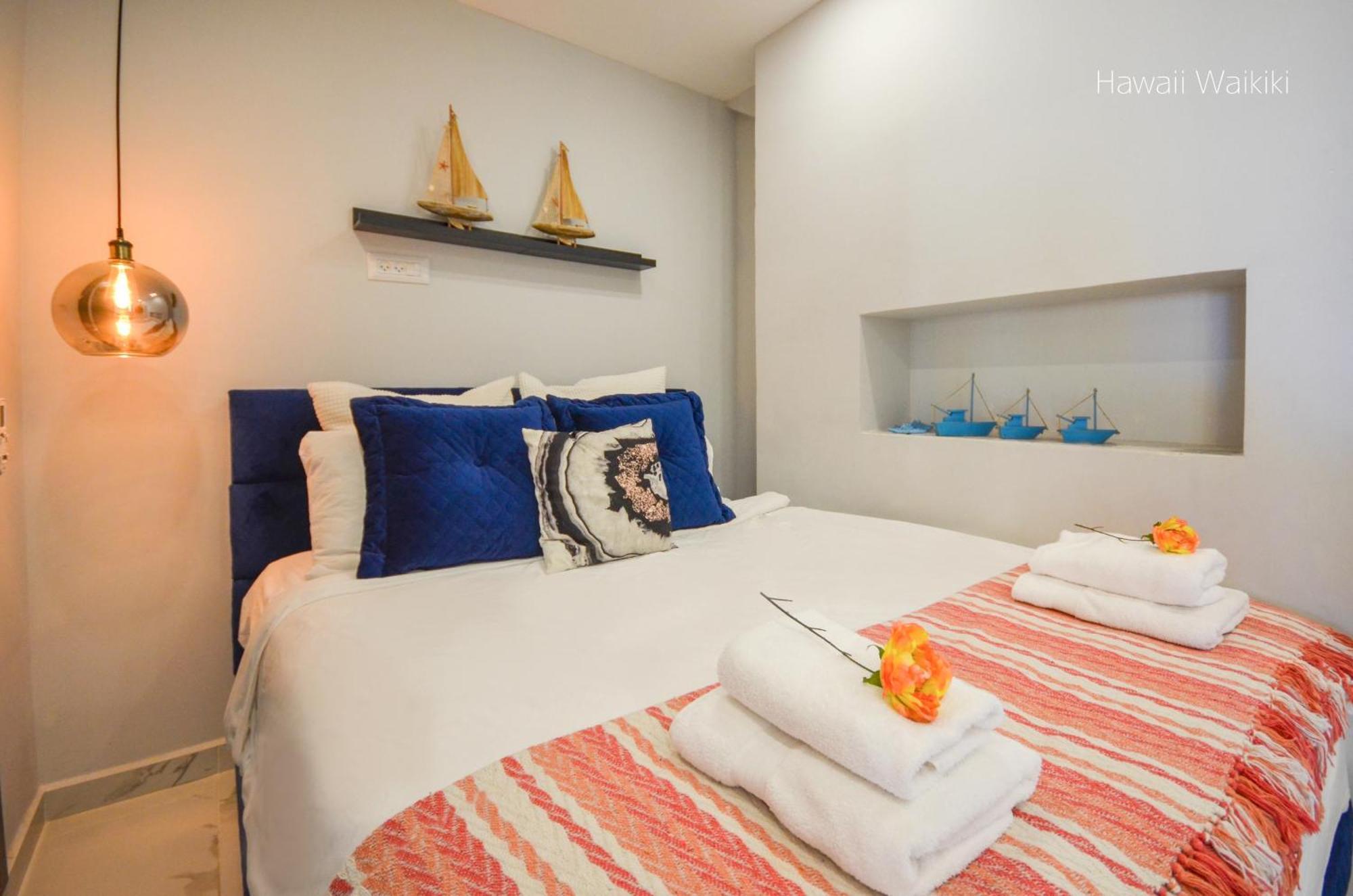 Amazing And 1 Bedroom In *
