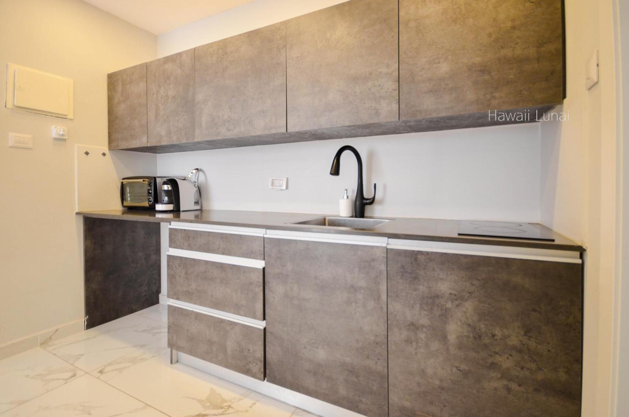Amazing And 1 Bedroom In *