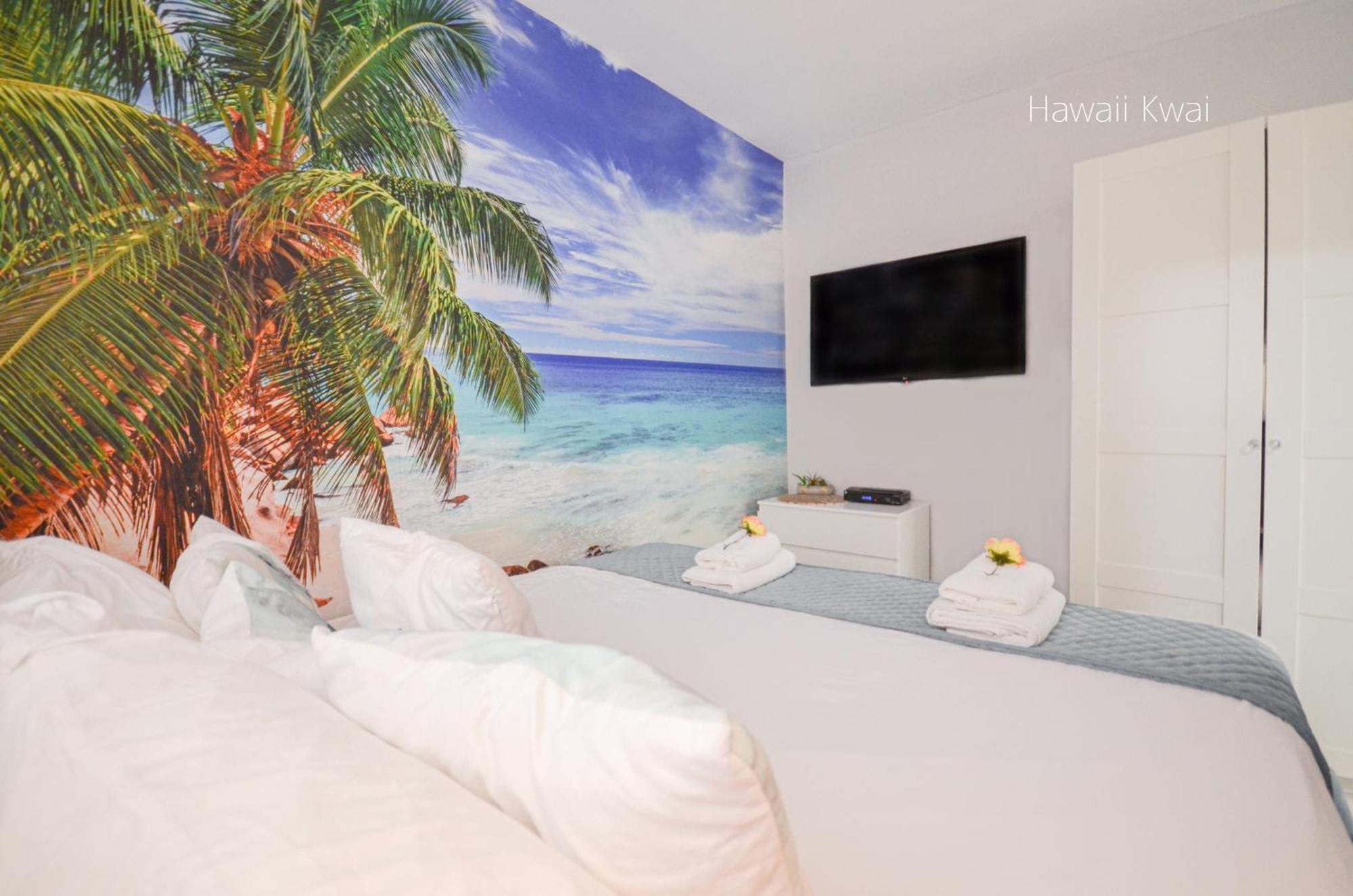 Amazing And 1 Bedroom In
